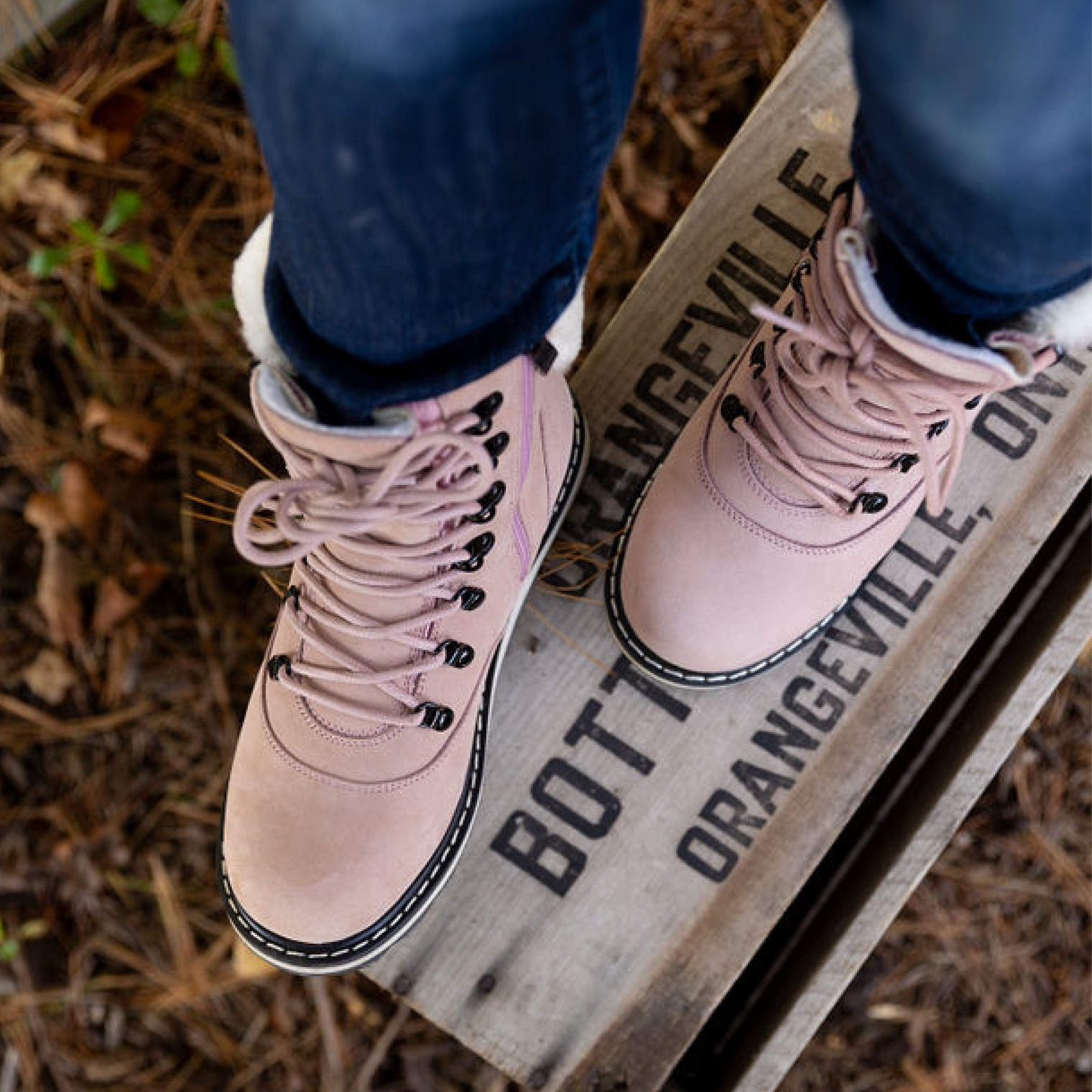 Cambridge Pink women's winter boot – image 3