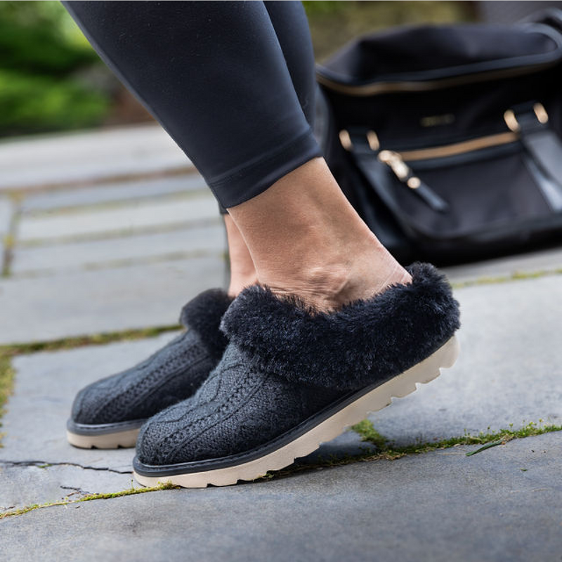 Amber Black Knit women's slipper – image 2