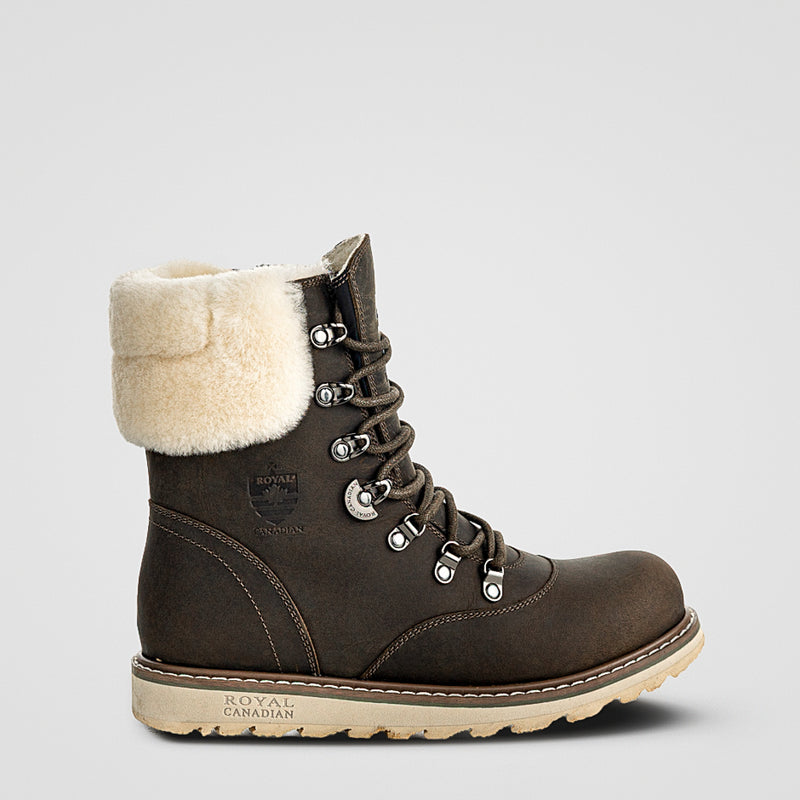 Cambridge Olive women's winter boot