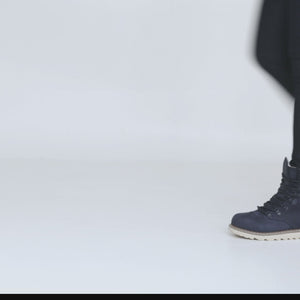 Cambridge Denim Blue women's winter boot – video